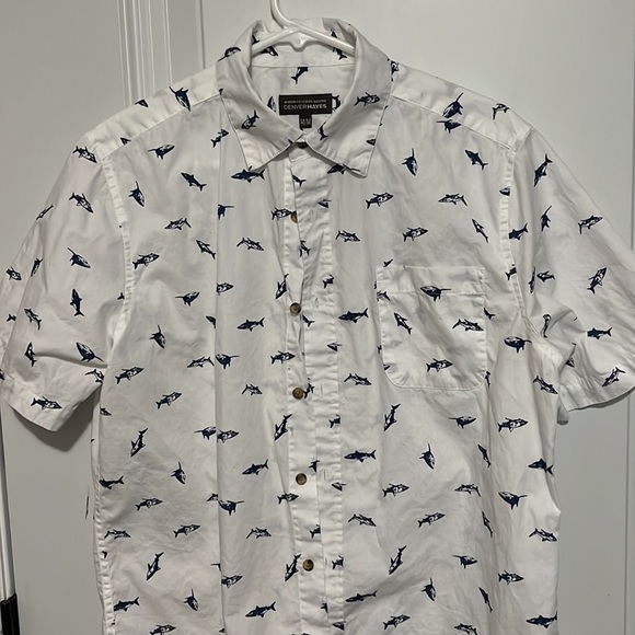 Shark 🦈 shirt button down beach shirt - Picture 2 of 8